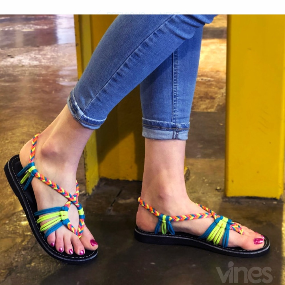 Vines sandals